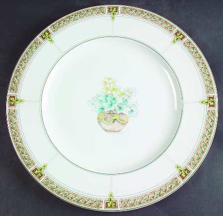 Ivy Trellis 12" Chop Plate (Round Platter)