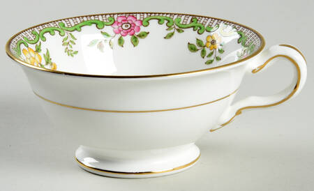 S406 Footed Cup