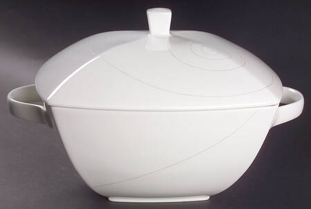 Infinity Silver 2 Qt Round Covered Casserole