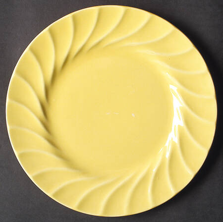 Yorkshire Yellow (Glossy) by Metlox - Poppytrail - Vernon
