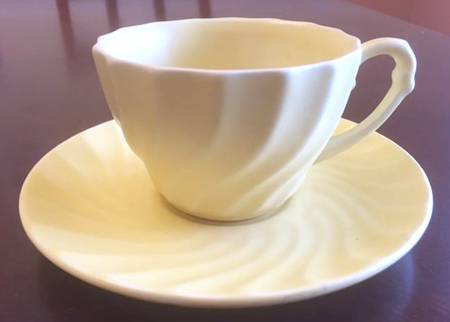 Yorkshire Yellow (Matte) Flat Cup & Saucer Set