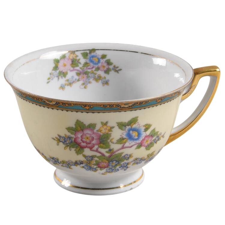 MEI1134 Footed Cup