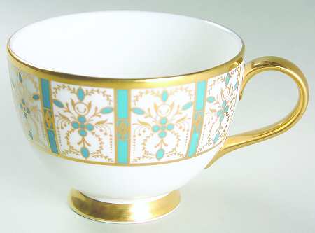 Basilica Footed Cup