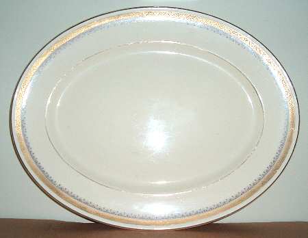 The Crowning Cream 15" Oval Serving Platter