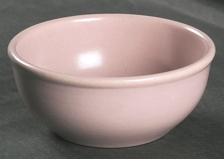 200 Petal Pink (Satin, Rim) Chili Bowl