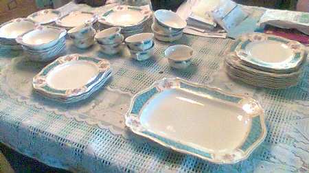 MEK137 14" Oval Serving Platter