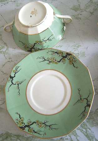 7396 Flat Cream Soup Bowl & Saucer Set