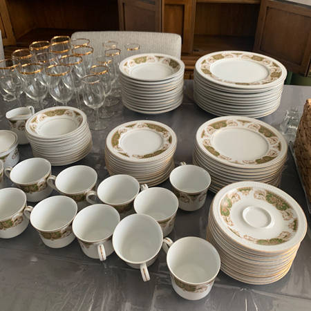 Glenfield Footed Cup & Saucer Set