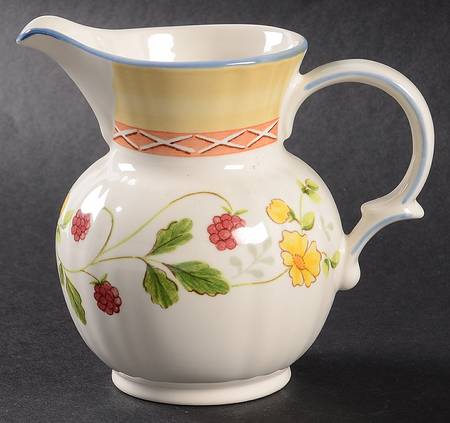 Country Fresh Creamer