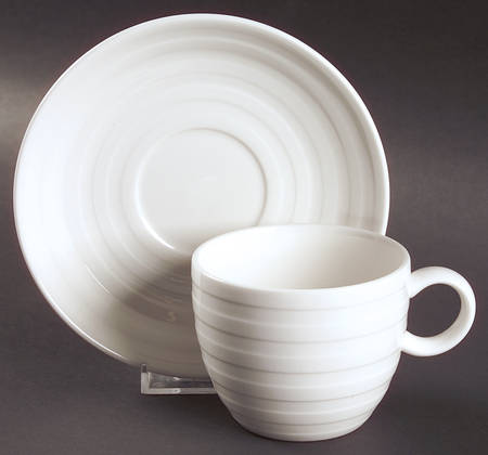 Main Course Flat Cup & Saucer Set