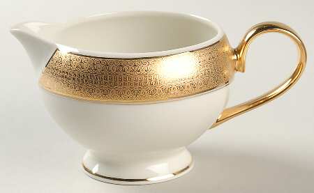 Opera Gold Creamer