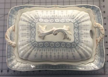 MAD137 Tureen & Lid w/Underplate