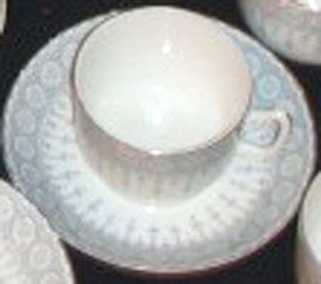 MAD137 Flat Cup & Saucer Set