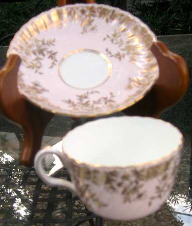 Garden Pinks Pink and Gold Flat Cup & Saucer Set