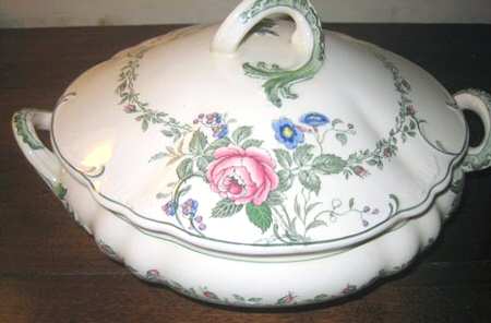 Rambler Round Covered Vegetable