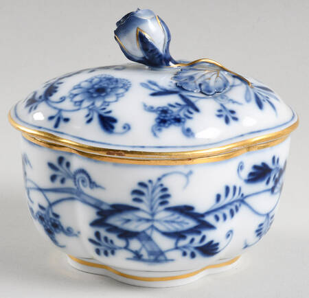 Blue Onion (Gold Trim) Sugar Bowl & Lid