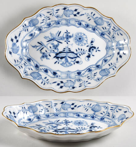 Blue Onion (Gold Trim) 10" Oval Vegetable Bowl