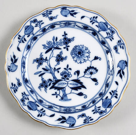 Blue Onion (Gold Trim) Dessert/Pie Plate