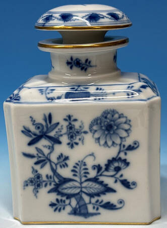 Blue Onion (Gold Trim) Tea Caddy & Lid
