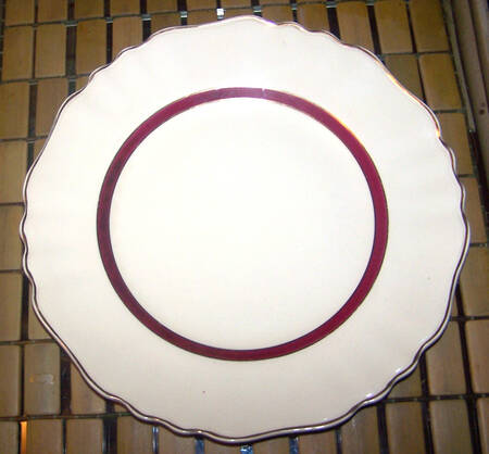 MEK151 Dinner Plate