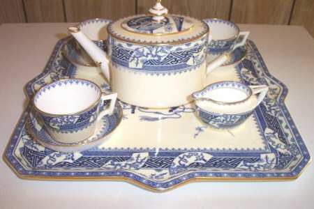 2211 Teapot & Lid
