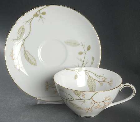 7710 Flat Cup & Saucer Set