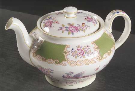 Cockatrice Green (Smooth, Wreath Backstamp) Teapot & Lid