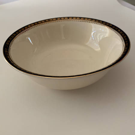 Bleu De Roi 9 9" Round Vegetable Bowl