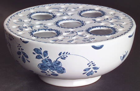 Metropolitan Museum Of Art Crocus Pot
