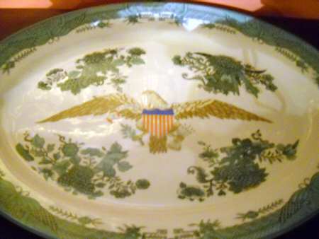 Candlelight Dinner 16" Oval Serving Platter