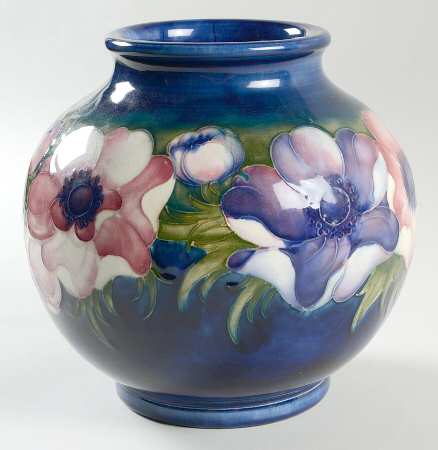 Anemone 8" Vase