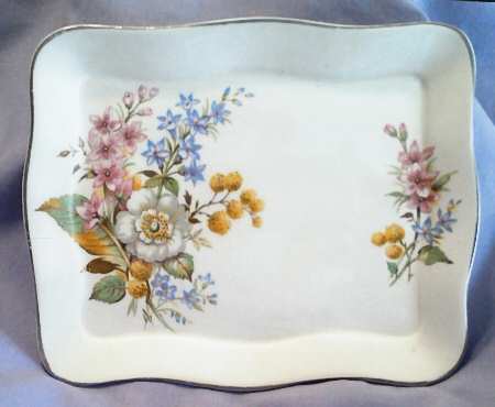 MEA180 Cheese Dish with Lid, Base Only (Wedge)