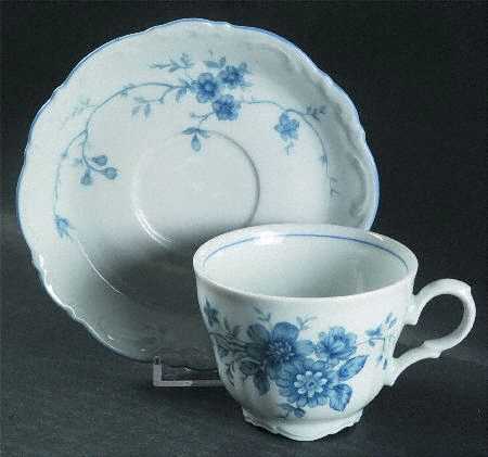 MIT161 Flat Cup & Saucer Set