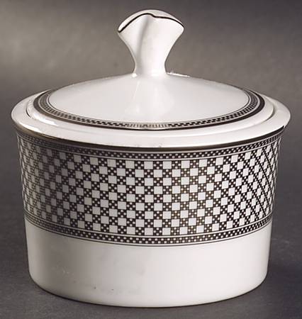 Majestic Manor (L3169) Sugar Bowl & Lid