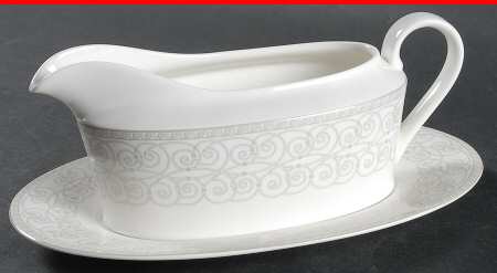 Serenade Gravy Boat & Underplate