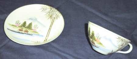 MEY13 Flat Cup & Saucer Set