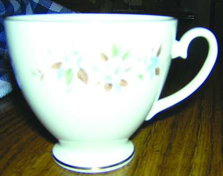 MAL1 Footed Cup