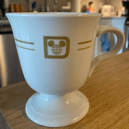 MYR39 Footed Cup