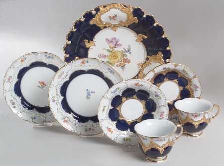 3329 Footed Cup & Saucer Set