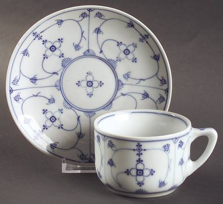 MOS13 Flat Cup & Saucer Set