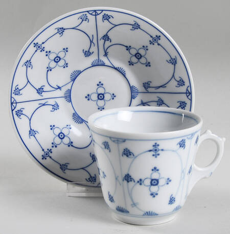 MOS13 Flat Cup & Saucer Set