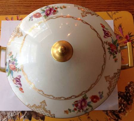 MEI956 Round Covered Vegetable