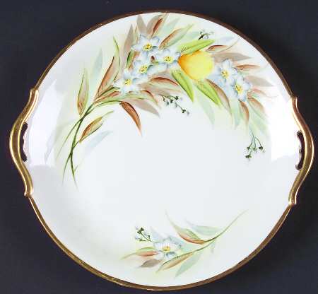 MEI968 Handled Cake Plate