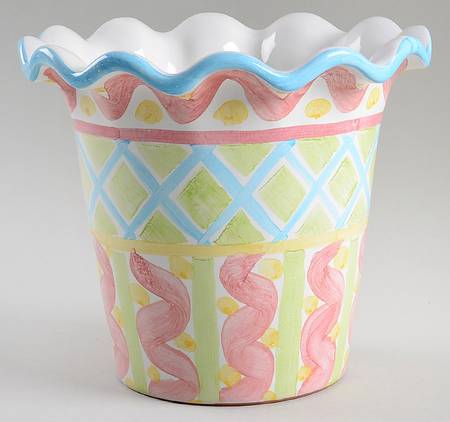 Wallcourt 6" Flower Pot