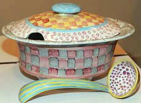 Wallcourt Tureen & Lid w/Ladle