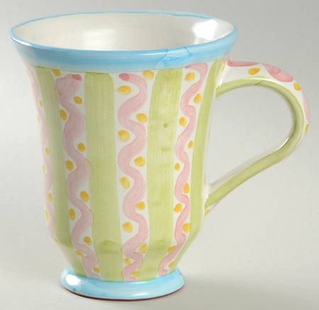 Wallcourt Footed Mug
