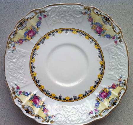 ELGIN Saucer