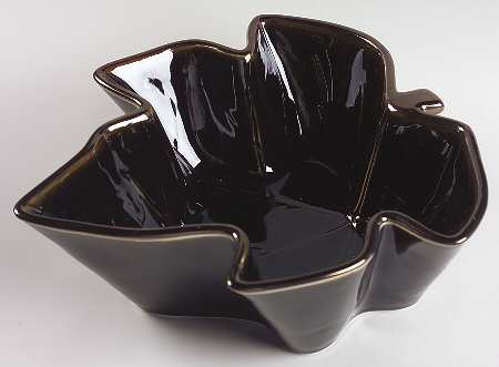 Countryside Harvest 11" Leaf Bowl