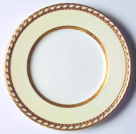 H4220 (Encrusted) Luncheon Plate