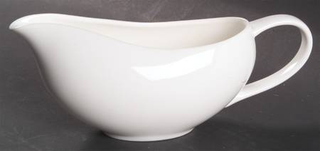 Global Cuisine White Gravy Boat